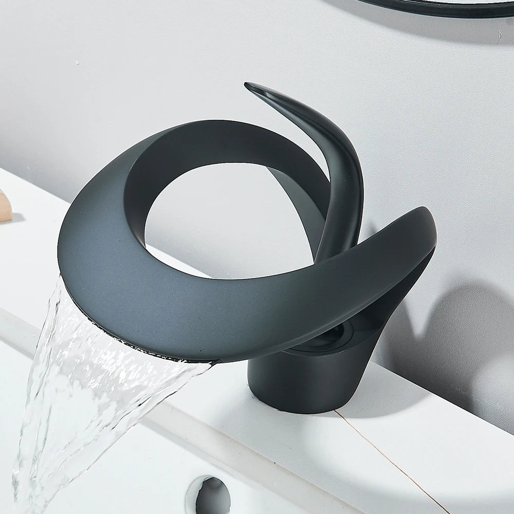 Quyanre Solid Brass Waterfall Basin Faucet Single Handle Tap