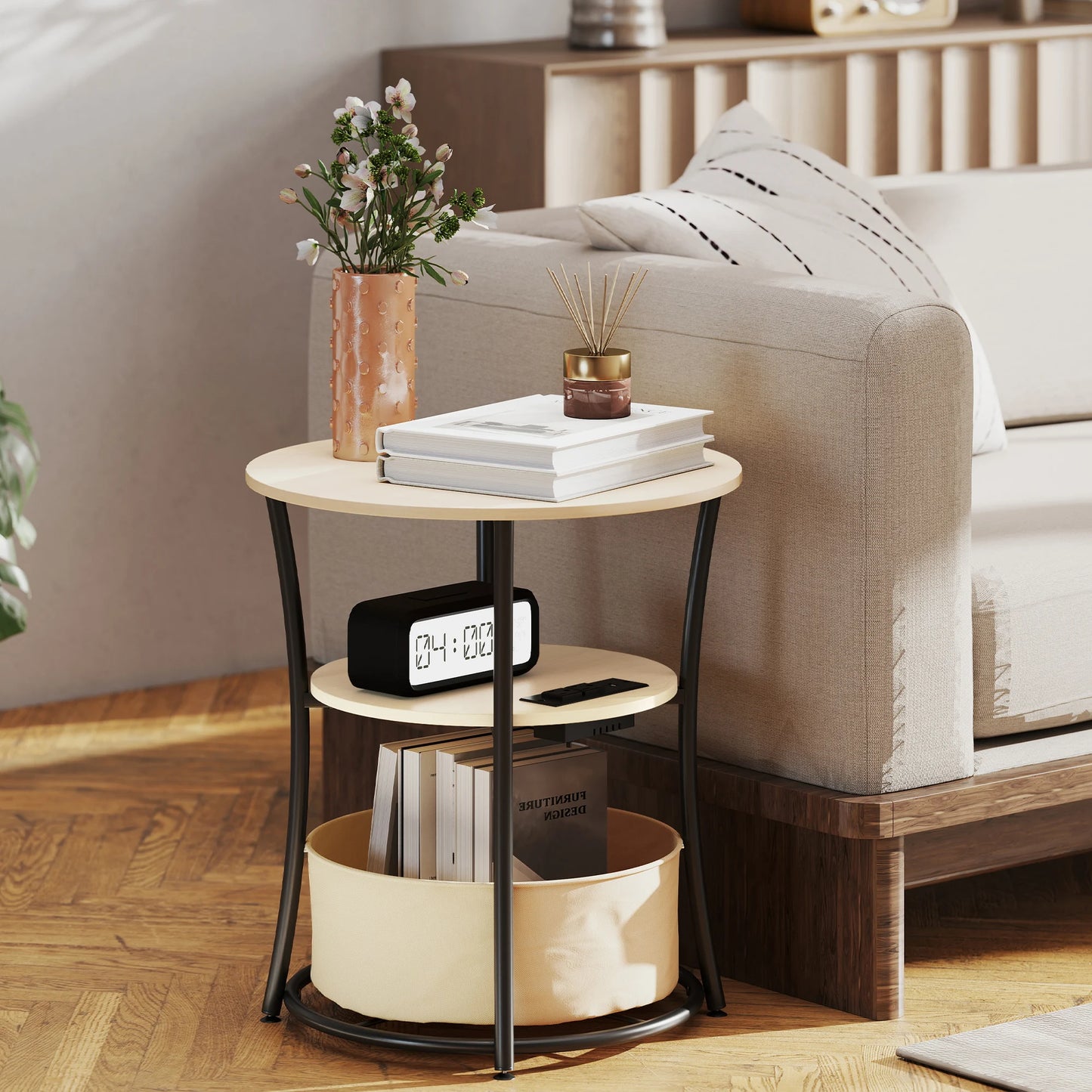 HOMCOM Round Side Table With USB Charging Station And Shelf