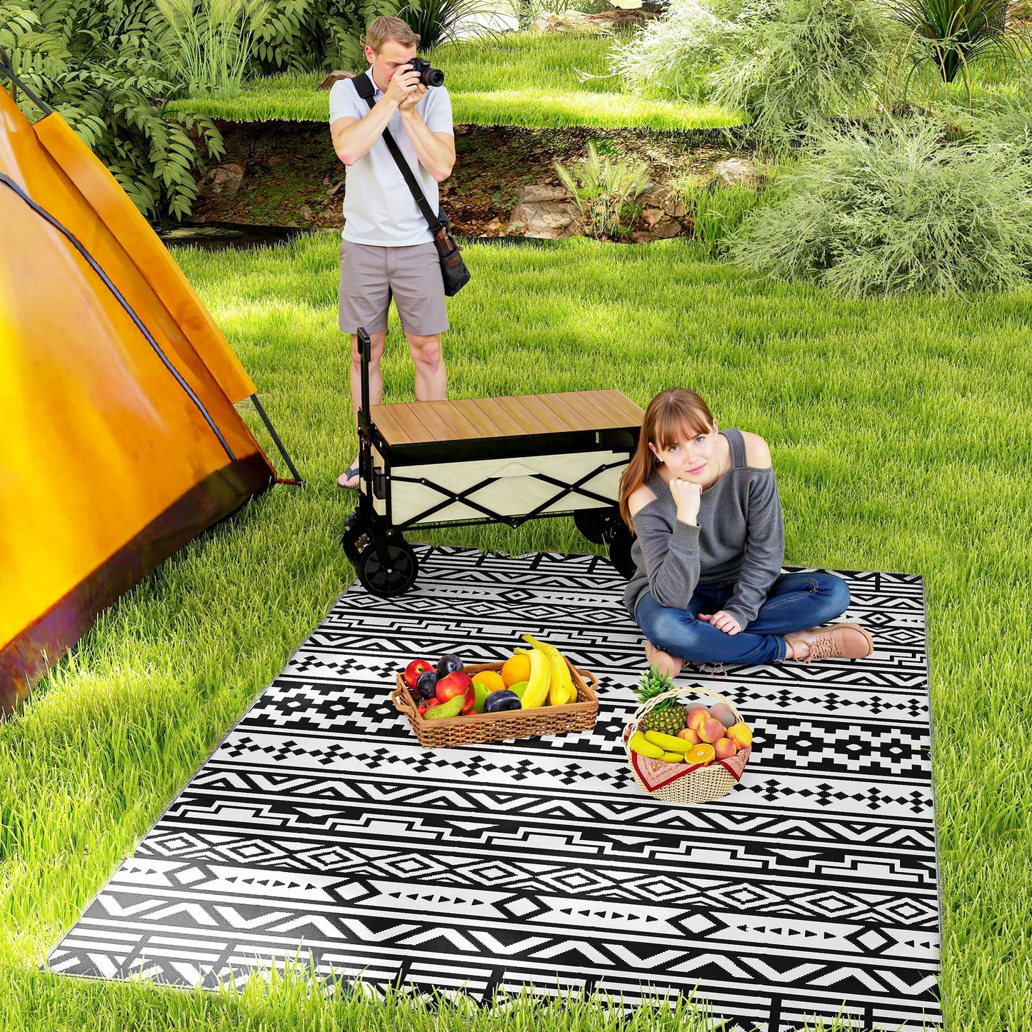Modern Geometric Outdoor Rug Crafted From Durable Polypropylene