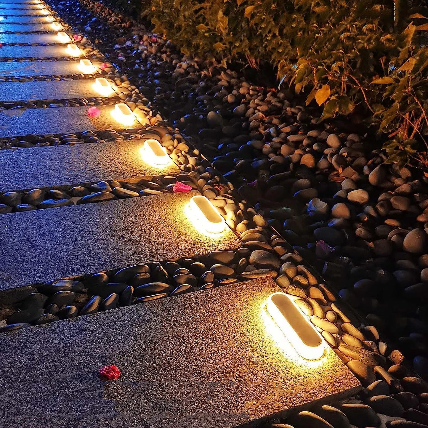 IP68 Waterproof Solar Deck Lights With Automatic On Off Control
